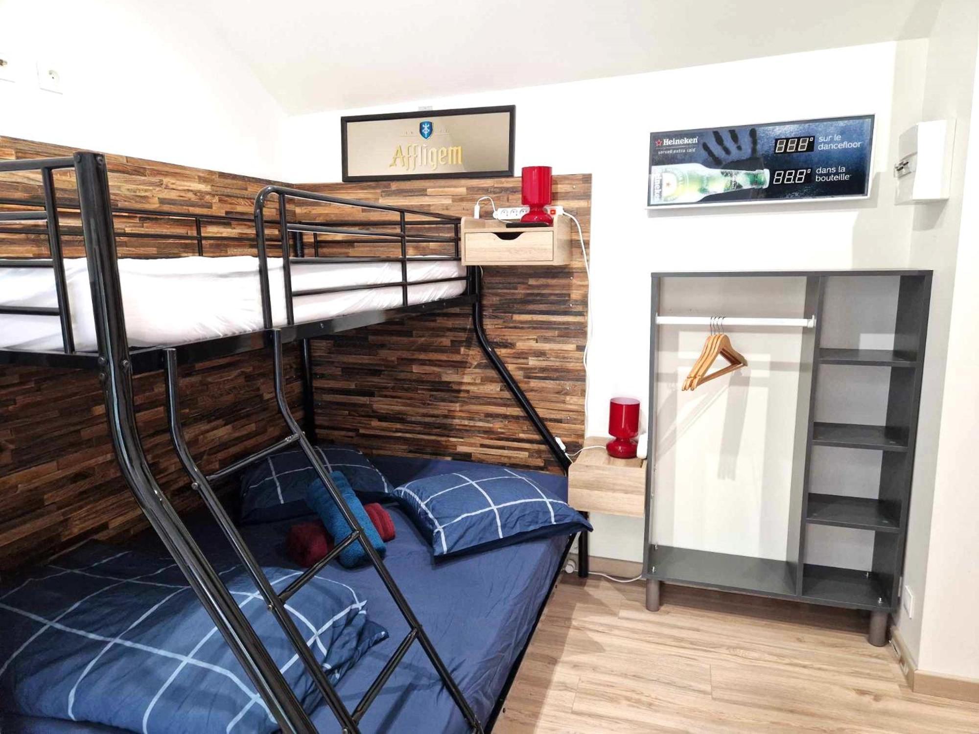 10 - Joli Studio Avec Deux Lits, Tout Equipe Pour 1, 2 Ou 3 Personnes Maximum, Vue Sur Parc Arbore, Parking Privatif Gratuit, Grand Fourgon Possible, Tout Le Linge De Maison Est Fourni Razac-sur-l'Isle Exterior photo